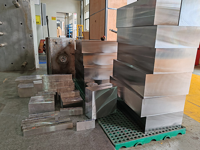 mold steel