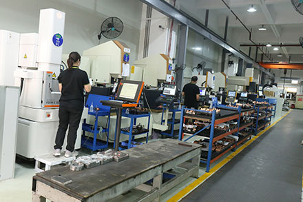 EDM-Machining-center