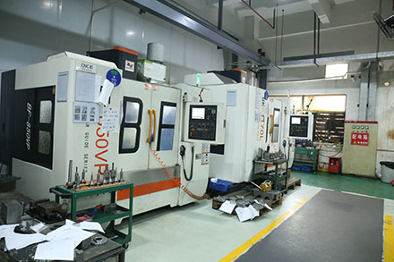 CNC-Machining-center